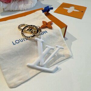 Louis Vuitton White LV Logo Keychain